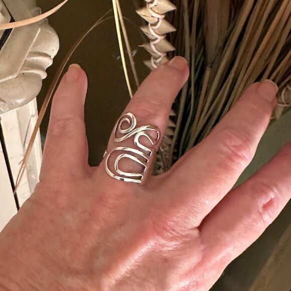 Sterling Silver Swirl Adjustable Statement Ring-Artsy Modern Design - Picture 5 of 7
